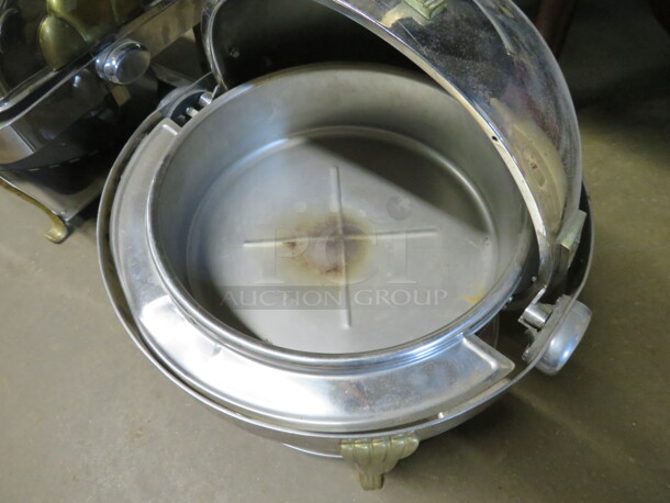 One Bon Chef 3 Quart Round Roll Top Chafer With Gold Accent. - Image 3 of 3