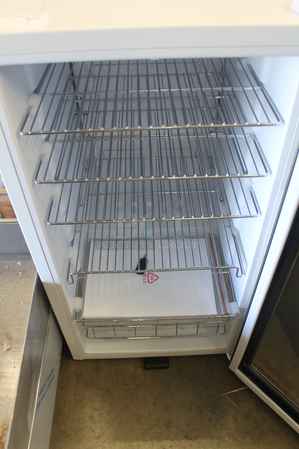 BRAND NEW SCRATCH AND DENT! Whynter BR-128WS Stainless Steel 120 Can Beverage Refrigerator Merchandiser w/  Lock. 115 Volts, 1 Phase. Tested and Working! - Image 4 of 5