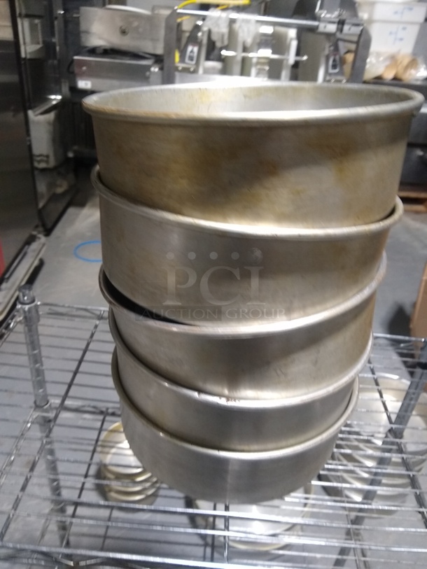 Baking Cake Pans  - Image 4 of 5