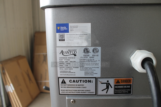 BRAND NEW SCRATCH AND DENT! Avantco 177MX60 Metal Commercial Floor Style 60 Quart Planetary Dough Mixer w/ Stainless Steel Mixing Bowl, Bowl Guard, Extra Bowl Support Piece, Dolly, Dough Hook, Paddle and Whisk Attachments. 240 Volts, 3 Phase. Tested and Working! - Image 8 of 12