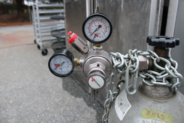 Metal Carbon Dioxide Tank. 12x7x29 - Image 3 of 3