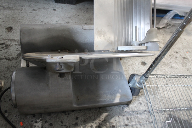 Hobart 1612 Stainless Steel Commercial Countertop Automatic Meat Slicer. 115 Volts, 1 Phase. Tested and Working! - Image 5 of 8