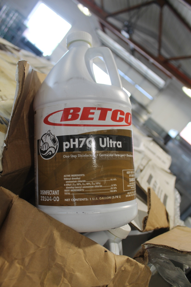 PALLET LOT of 24 Boxes of 4 NEW Jugs of Betco pH7Q Ultra One Step Disinfectant Jugs. 24 Times Your Bid! - Image 5 of 5