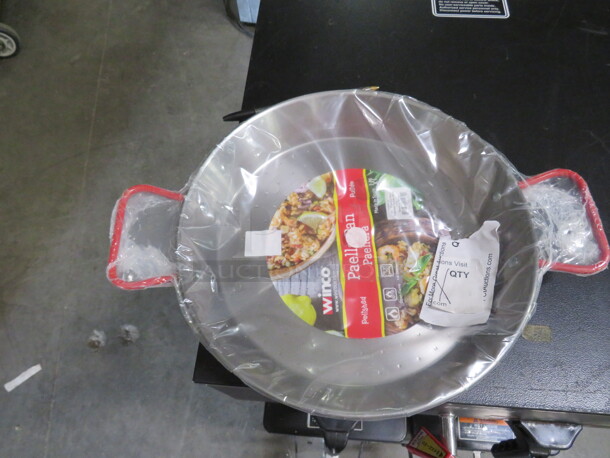 One NEW Winco 11 Inch Paella Pan. #CSPP-11 - Image 1 of 1