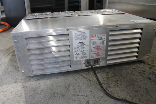 APW Wyott RTR-8 Stainless Steel Countertop Refrigerated 8 Well Topping Rail. 120 Volts, 1 Phase. Tested and Working! - Image 4 of 7