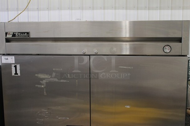True T-49 Stainless Steel Commercial 2 Door Reach In Cooler w/ Poly Coated Racks. 115 Volts, 1 Phase. Tested and Working! - Image 2 of 5