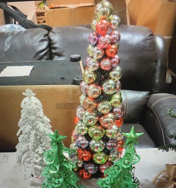 Assorted Christmas Tree. 4XBID