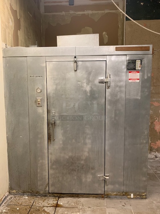 One Self Contained Walkin Cooler With NO Floor. Working When Removed. No Tag. 6X6X6 - Image 2 of 4