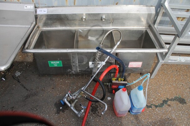 Stainless Steel Commercial 3 Bay Sink w/ Faucet, Handles and Spray Nozzle Attachment. No Legs. Bays 15x15x12.5