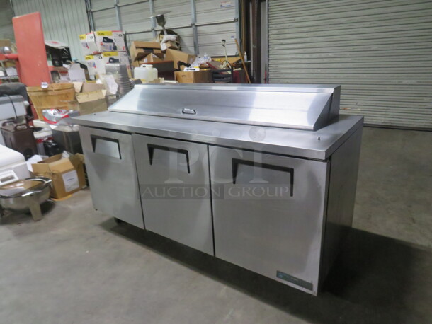 One WORKING 3 Door TRUE Refrigerated Prep Table On Casters. 115 Volt. Model# TSSU-72-18. 72X30X43 - Image 2 of 5