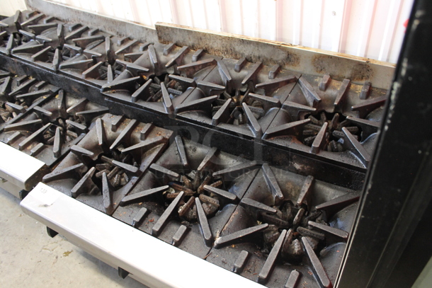 LATE MODEL! Garland Stainless Steel Commercial Countertop Natural Gas Powered 2 Tier 6 Burner Range. - Image 4 of 6