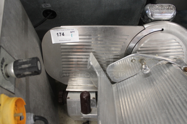 Globe Stainless Steel Commercial Countertop Automatic Meat Slicer w/ Blade Sharpener. 115 Volts, 1 Phase. Tested and Working! - Image 2 of 9