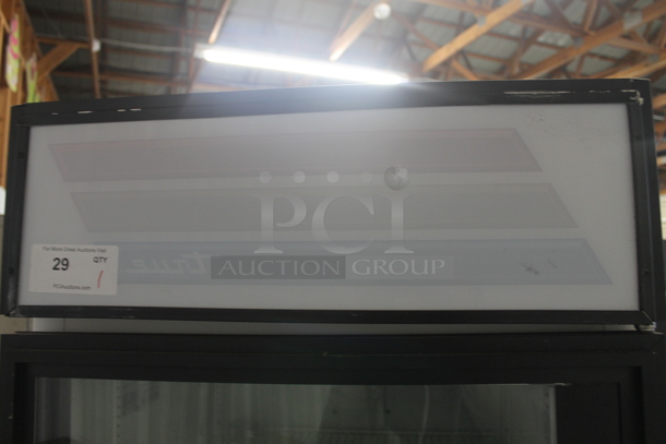 True GDM-23 Metal Commercial Single Door Reach In Cooler Merchandiser w/ Poly Coated Racks. 115 Volts, 1 Phase. Tested and Powers On But Does Not Get Cold - Image 5 of 7