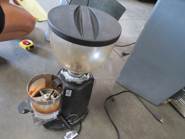 One Cecilware Hey Cafe Coffee Grinder. #HC-600. 110 Volt. Top Is Cracked. - Image 3 of 3