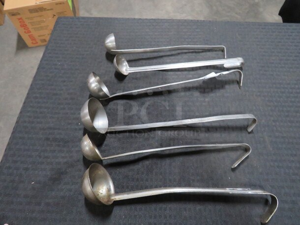 Assorted Stainless Steel Ladle. 6XBID - Image 1 of 1