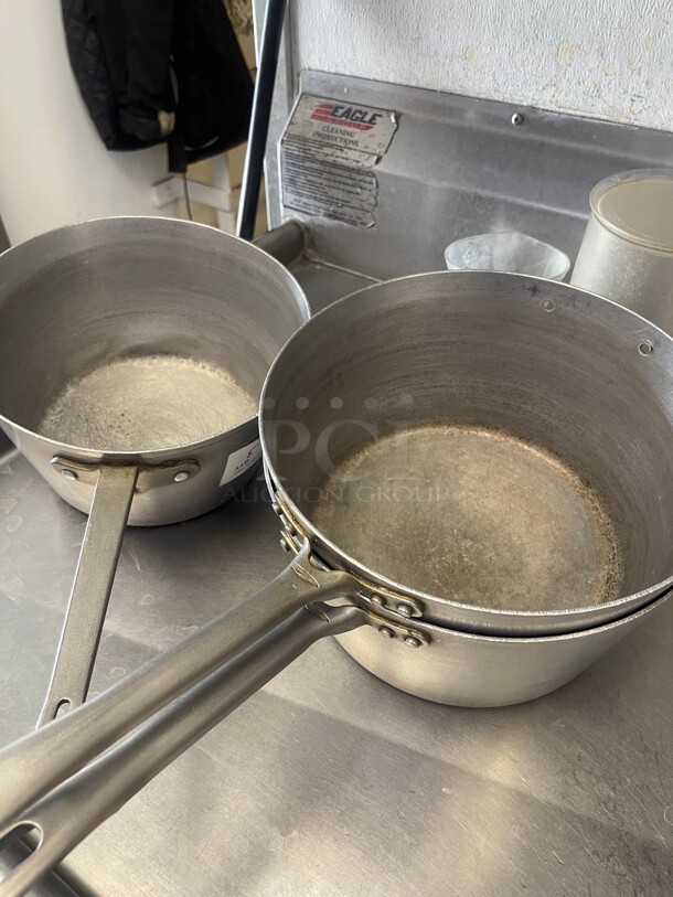 Clean! Commercial Aluminum Cooking and Braising Pans With Handle NSF  - Image 3 of 5