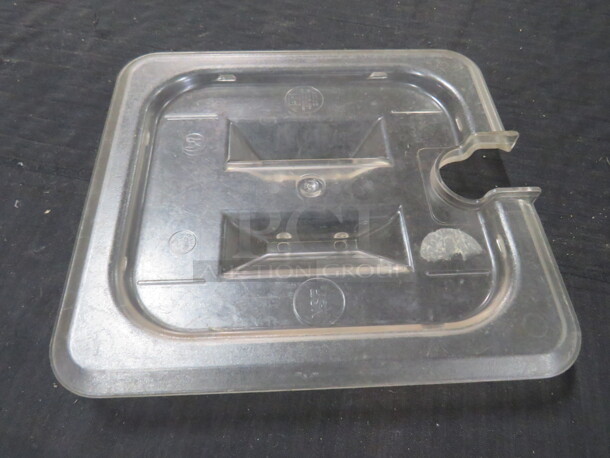 One 1/6 Size Food Storage Lid.  - Image 1 of 1