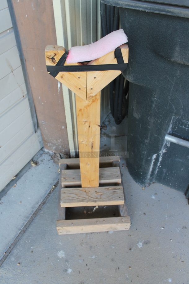 ALL ONE MONEY! Lot of Various Items Including Trash Can and Metal Folding Chair. BUYER MUST REMOVE. (outside) - Image 6 of 6