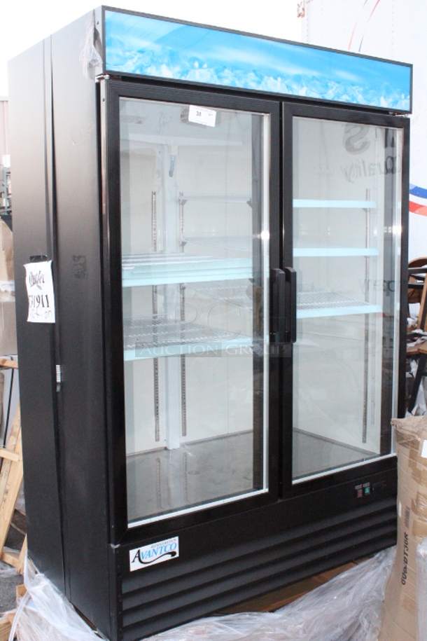 Avantco GDC-49-HC 53" Black Customizable Swing Glass Door Merchandiser Refrigerator with LED Lighting. S/N: 585700315 IN WORKING ORDER!!  - Image 2 of 4