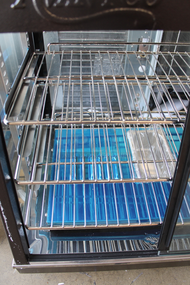 BRAND NEW SCRATCH AND DENT! Avantco 177HDC26 Metal Commercial Countertop Heated Warming Display Case Merchandiser. 120 Volts, 1 Phase. Tested and Working! - Image 3 of 5
