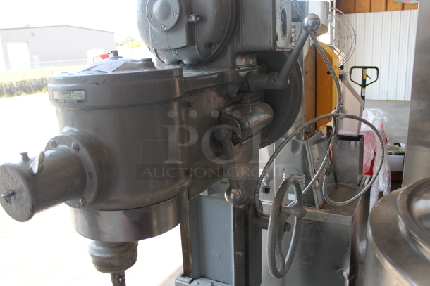Hobart Metal Commercial Floor Style 40 Quart Planetary Dough Mixer w/ Stainless Steel Mixing Bowl. 208-240 Volts, 3 Phase. - Image 5 of 12