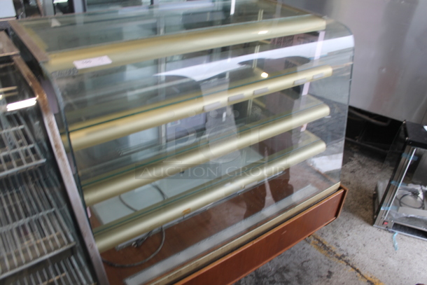 Igloo Marta 1.3W Metal Commercial Floor Style Deli Display Case Merchandiser w/ Glass Shelves. 115 Volts, 1 Phase. Tested and Powers On But Does Not Get Cold - Image 3 of 6