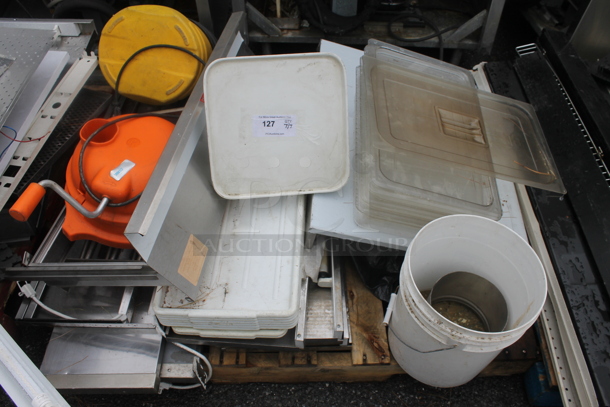 ALL ONE MONEY! PALLET LOT of Various Items Including Poly Lids, Poly Trays and Vegetable Slicer - Image 1 of 4