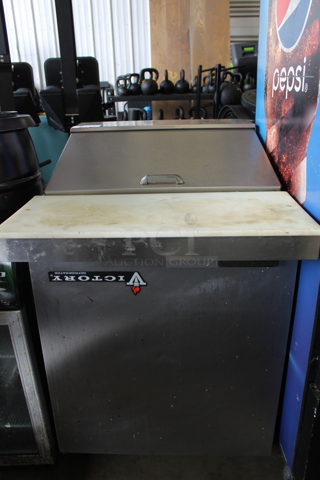 Victory LA-27-SALA Stainless Steel Commercial Sandwich Salad Prep Table Bain Marie Mega Top on Commercial Casters. 115 Volts, 1 Phase. Tested and Working!