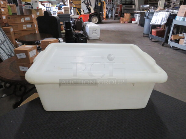 One Bussing Tub With Lid. - Image 1 of 1