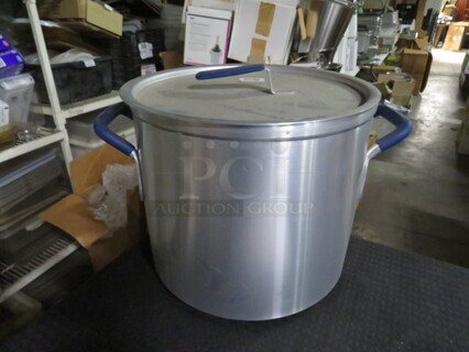 One NEW Sysco 20 Quart Aluminum Stock Pot With Lid. #5771886. Lid# 5772637.