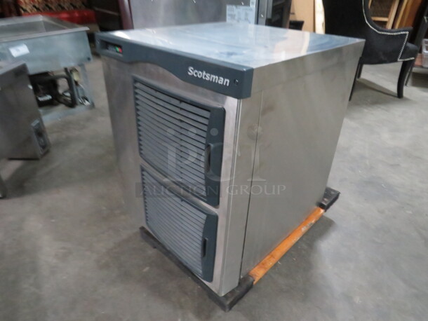 One Scotsman FLAKE Ice Maker. Model# F1222A-32A. 208-230 Volt. 1 Phase. 23X24.5X27. 6923.00 - Image 2 of 3