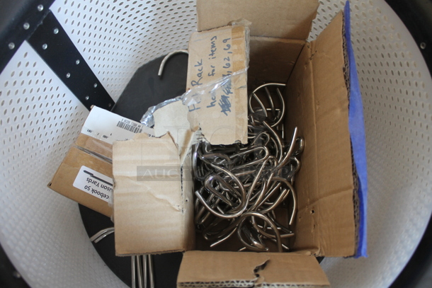 ALL ONE MONEY! NEW Salvajor 992013 Scrap Basket Assy And Pot Rack Hooks. - Image 3 of 4