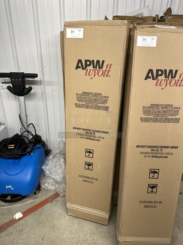 4 BRAND NEW SCRATCH AND DENT! APW Wyott FD-54H-I 54" High Wattage Calrod Strip Food Warmer with Infinite Controls. 120 Volts, 1 Phase. 4 Times Your Bid! - Image 2 of 5