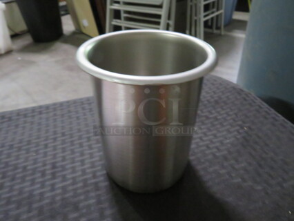 NEW Vollrath 1.25 Quart Stainless Steel Bain Marie. #78710. 2XBID