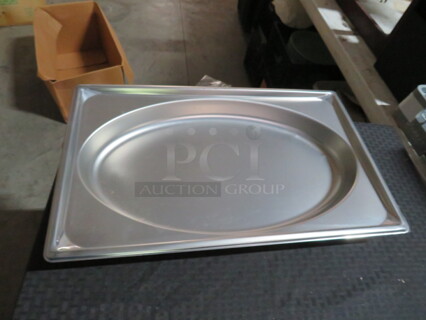 One NEW Vollrath Full Size 2.5 Inch Deep Super Shape Stainless Steel Oval Shaped Food Pan. #3101020. $49.23