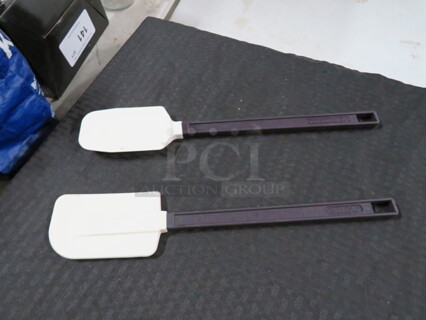 Assorted Spatula. 2XBID