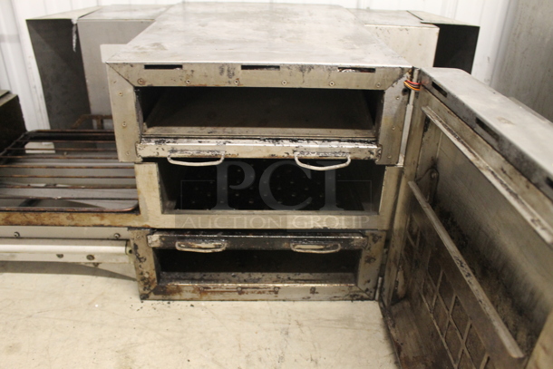 Ovention M1313 Commercial Stainless Steel Countertop Conveyor Oven. 208/240V, 1 Phase.  - Image 4 of 5
