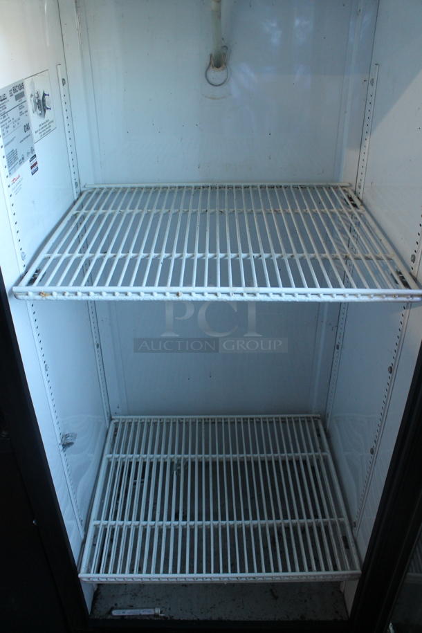 True GDM-12 Metal Commercial Single Door Reach In Cooler Merchandiser w/ Poly Coated Racks. 115 Volts, 1 Phase. Tested and Working! - Image 2 of 4