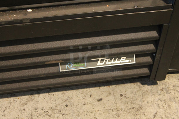 2023 True GDM-41SL-48-HC-LD Metal Commercial 2 Door Reach In Cooler Merchandiser w/ Poly Coated Racks. 115 Volts, 1 Phase. Tested and Working! - Image 5 of 5