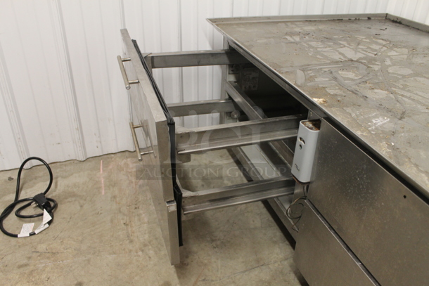 Randell Commercial Stainless Steel Chef Base With 6 Drawers. Does Not Include Vacuum Sealer. Tested and Working! - Image 4 of 7