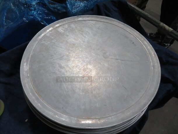 16 Inch Pizza Pan. 10XBID - Image 1 of 1