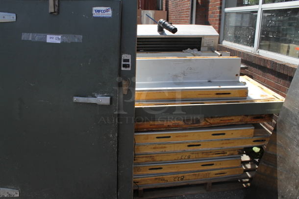 6'x8' Tafco Walk In Freezer Box w/ Floor, Tecumseh AW613ET-111-P21 208-230 Volt, 1 Phase Compressor and Evaporator Fan. Picture of the Unit Before Removal Is Included In the Listing. - Image 3 of 7