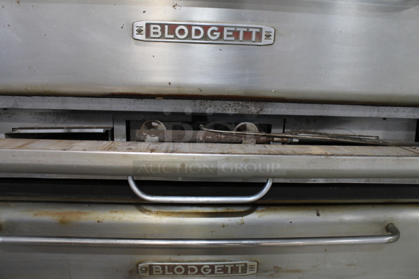 2 Blodgett Stainless Steel Commercial Natural Gas Powered Single Deck Pizza Ovens w/ Cooking Stones. 2 Times Your Bid! - Image 5 of 11