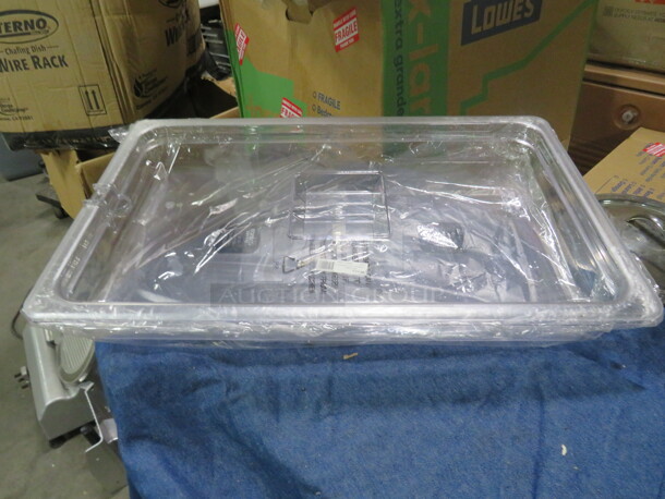 NEW Full Size 2.5 Inch Food Storage Container With Lid. 