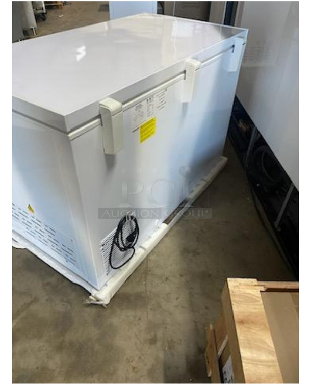 Maxxcold Chest Freezer, Brand New - Image 4 of 5