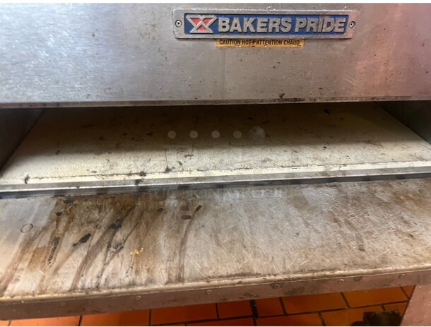 Bakers Pride GP-62 Pizza Oven - Double Deck,  Commercial Natural Gas NSF Tested and Working! - Image 4 of 8
