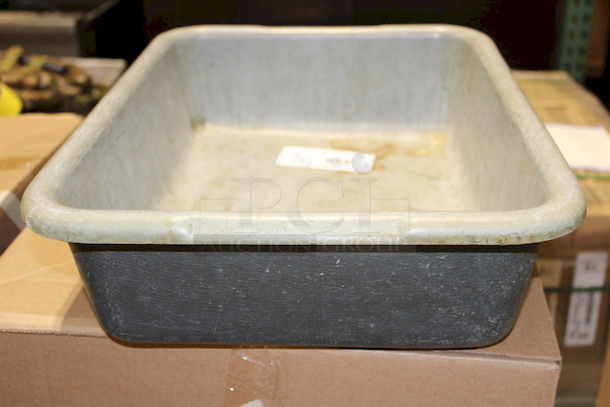SET OF 10! UniRoyal Royalite 20" x 15" x 7" Polypropylene Bus Tub, Bus Boxes. 5x Your Bid. - Image 4 of 5