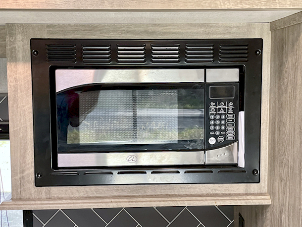  ⭐️⭐️ DO NOT BID ON THIS LOT ⭐️⭐️      
  ⭐️PHOTOS OF TRAILER INTERIOR⭐️
MORE PHOTOS AND VIDEO ON OUR FACEBOOK  AND YOUTUBE PAGE - CONTACT US WITH ANY QUESTIONS BY PHONE OR EMAIL     - Image 4 of 12