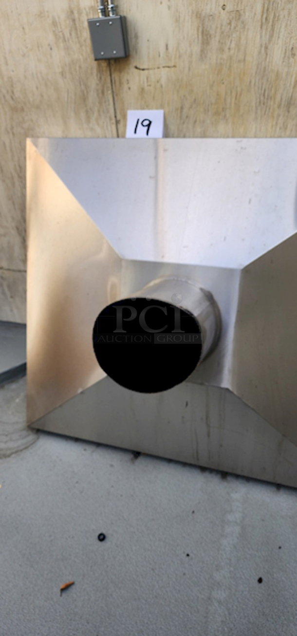 AMAZING! Type 2 Ventilation hood: base is 49.5" x 56.5", 25". *Located In Bakersfield, CA.*
*In-Person Pick-up & Shipping Available*
 - Image 5 of 5