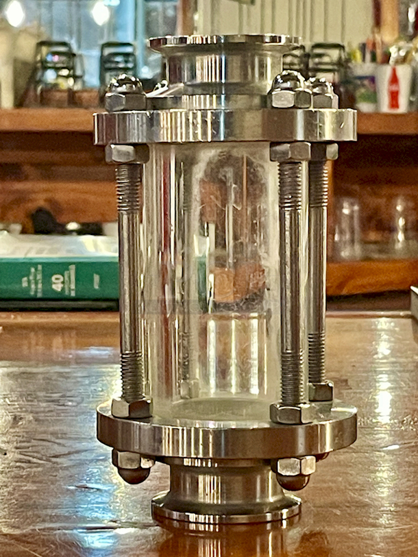 OUTSTANDING!! 4-Piece Brewery Equipment With Tri-Clamp Fittings – Butterfly Valve, Butterfly Valve With 90* Fitting, 2 Different Styles of Sight Glasses. 4x Your Bid - Image 4 of 6